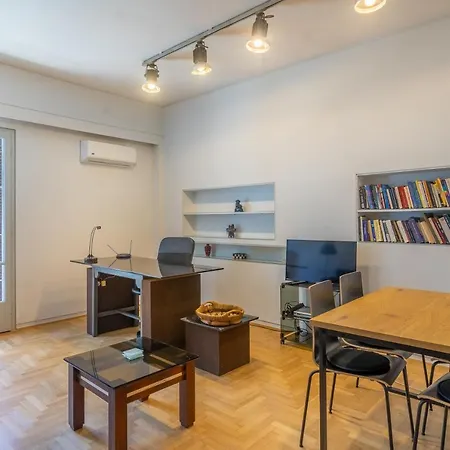 Charming And Renovated Flat In The Heart Of Daire